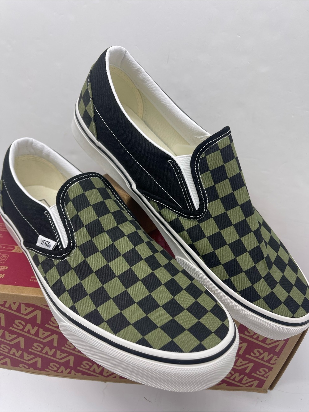 Vans Men’s Sz 10 Classic Slip-On Pop Check Loden Green
VN000D6BZBF Sneakers - Picture 4 of 16